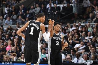 主教练杜锋 主教练杜锋