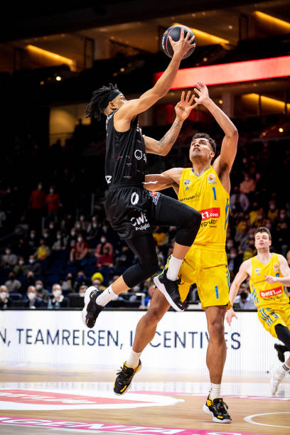 但身体在实 但身体在实