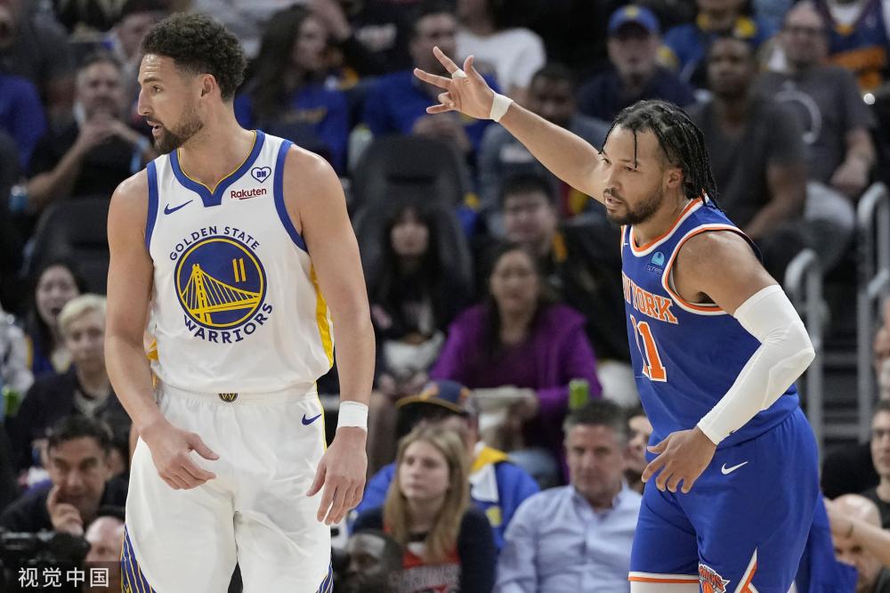 表现出不同 表现出不同