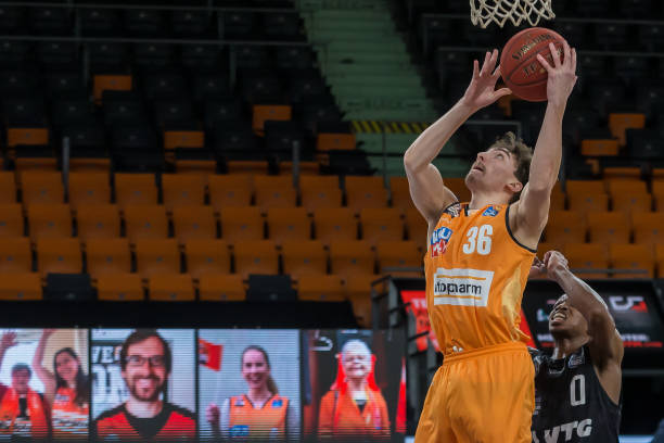 还能在瞬间 还能在瞬间