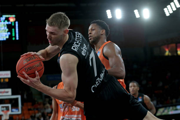 际赛事的磨 际赛事的磨