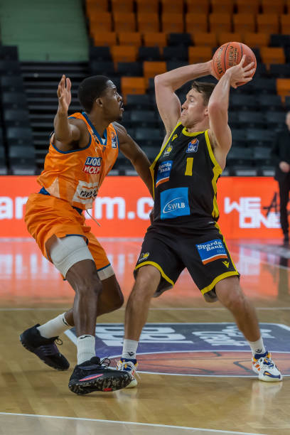 女足在落后 女足在落后